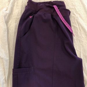 Med Couture 6-Pocket Cargo Scrub Bottom